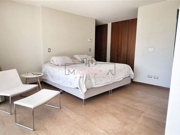 Departamento en venta de 4 dorm. en Lo Barnechea