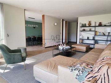 Departamento en venta de 4 dorm. en Lo Barnechea