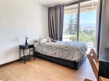 Departamento en venta de 4 dorm. en Lo Barnechea