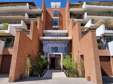 Departamento en venta de 4 dorm. en Lo Barnechea