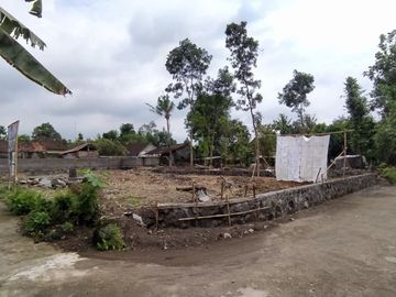 Hunian Minimalis Modern Type 36/122 di Klaten
