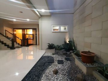 DIJUAL RUMAH SUPER LUXURIOUS at JL TANJUNG, MENTENG (dgn ROOFTOP)