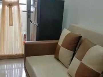 Murah Disewa Apartemen Gunawangsa Tidar Tower A, Full Furnish Lantai 17 Surabaya Pusat