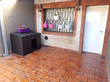 Casa PH en venta en Quilmes Oeste