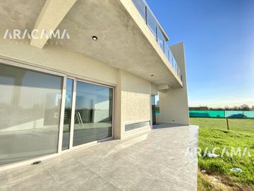 CASA en VENTA en Terralagos  - Canning