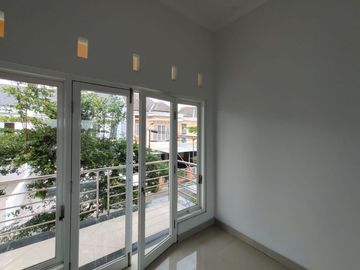Rumah Palagan Dalam Perumahan Baru