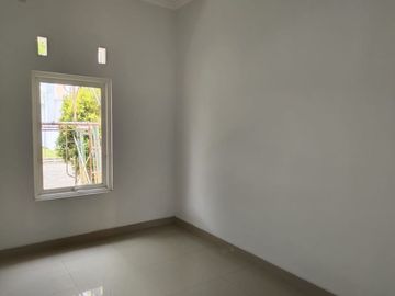 Rumah Palagan Dalam Perumahan Baru