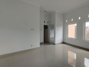 Rumah Palagan Dalam Perumahan Baru