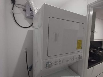 VENTA DE LOFT AMOBLADO, SECTOR PUERTO SANTA ANA