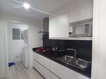 VENTA DE LOFT AMOBLADO, SECTOR PUERTO SANTA ANA