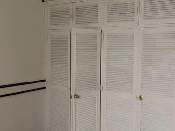 casa en venta en la castellana. Cod V215986