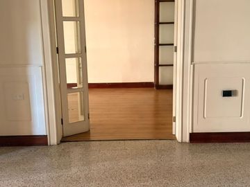 casa en venta en la castellana. Cod V215986