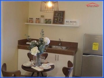 FOR SALE: 2 BR W/LAUNDRY CUBICLE @COVENT GARDEN-STA. MESA