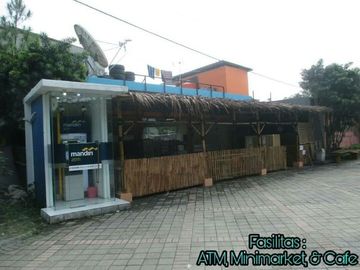 Di Sewakan Rumah Besar Siap Huni 4 Kamar Posisi HOEK di Antapani Bandung