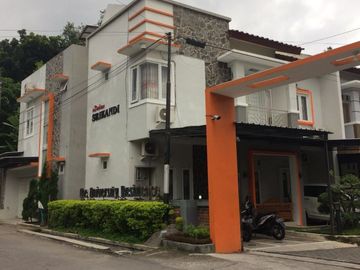 RUMAH KOST MURAH DI DALAM KAMPUS UII JAKAL INVESTASI UNTUNG