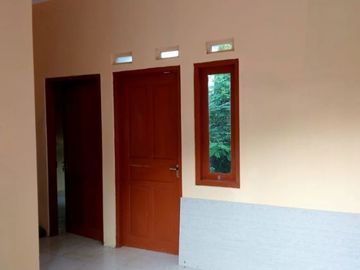 RUMAH MINIMALIS SUASANA SEJUK DEKAT KUA SENTOLO