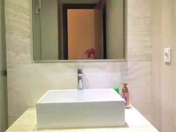 Disewakan Apartemen Residence 8 Tipe 2 Kamar Tidur Kondisi Siap Huni APT-A3868