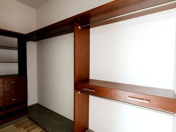 CASA en VENTA acabados residenciales en el fraccionamiento LOMAS DEL SOL
