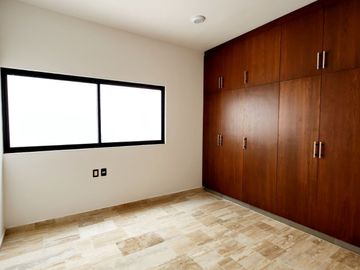 CASA en VENTA acabados residenciales en el fraccionamiento LOMAS DEL SOL
