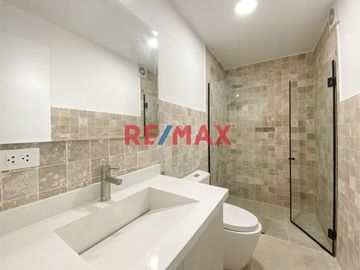 Departamento de estreno 1er piso, con vista al mar.
Totalmente equipado, listo para disfrutar el verano en familia.
*133m2.
*A 40Km de Lima.
*Disf