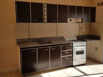 Departamento Tipo Casa en venta en Caseros