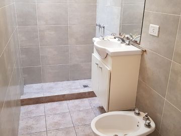 Departamento Tipo Casa en venta en Caseros