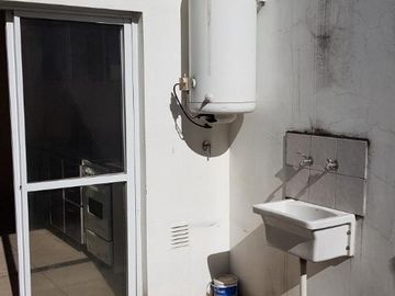 Departamento Tipo Casa en venta en Caseros