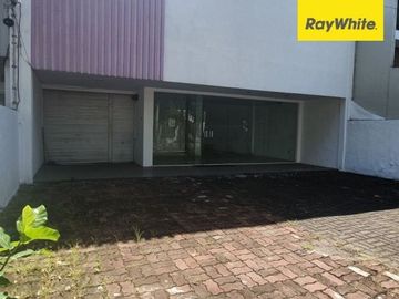 Disewakan Rumah di Jalan Kartini, Surabaya Pusat