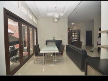 4 Bedroom House for sale