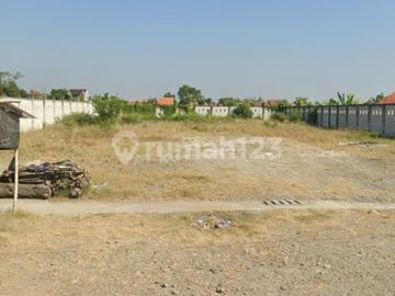 Tanah Sudah Tembok Keliling Dekat RS Mitra Siaga