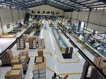 Dijual Cepat Pabrik Dengan Akses Container Sudah Bersandar ISO