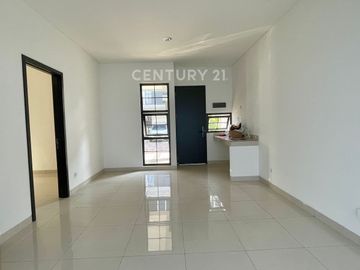 Disewakan Rumah Baru Siap Huni Maison De Wisteria Metland Menteng