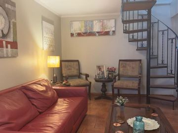 SE VENDEN 2 Casas intercomunicadas en La Reina