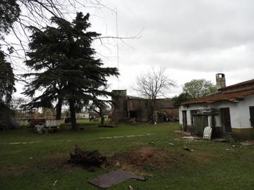 EXCELENTE QUINTA TIPO GRANJA DE SIETE HECTÁREAS EN BARRIO MALAVER PARTIDO DE MORENO PROVINCIA DE BUENOS AIRES