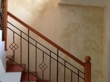 Disewakan Rumah Lokasi di Darmo Permai Selatan, Surabaya Barat