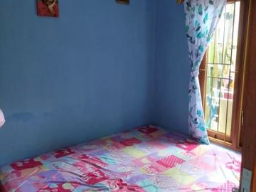 Rumah second dekat stasiun Depok 320 jt