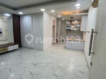Dijual Rumah Taman Surya 5