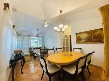 GRAN OPORTUNIDAD ¡BAJA DE PRECIO! Casa en Condominio en Lomas de Cuernavaca