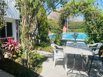 GRAN OPORTUNIDAD ¡BAJA DE PRECIO! Casa en Condominio en Lomas de Cuernavaca