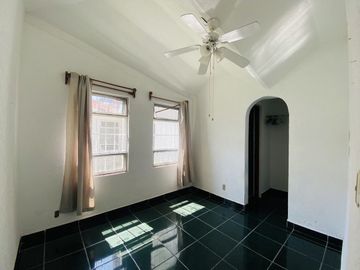 GRAN OPORTUNIDAD ¡BAJA DE PRECIO! Casa en Condominio en Lomas de Cuernavaca