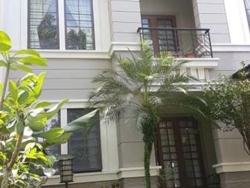 Dijual Rumah Vermont Parkland BSD City Tangerang Selatan Blok G5 Sudah Renovasi Bisa KPR Lokasi Nyaman Siap Huni