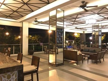 Sale 3 Bedroom Condo ZINNIA TOWERS in Quezon City