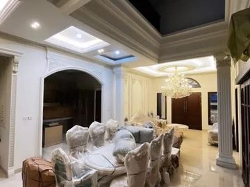 Rumah Mewah Klasik Siap Huni di Grand Depok City