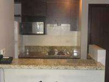 Departamento en venta en edificio Élite Building, sector Mall del Sol