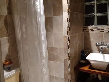 REAL OPORTUNIDAD  VENTA CASA HURLINGHAM CON PARQUE PARRILLA Y PISCINA