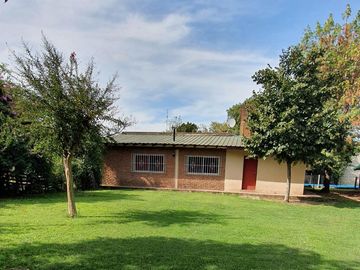 CASA QUINTA APTA PARA CONSTRUCCION GALPONES  ZONA DE TALLERES  A METROS DE RUTA 28 1516 m2 terreno
