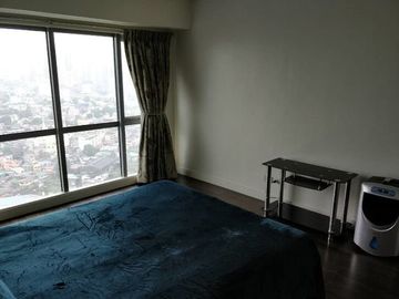 For Rent 2BR Condo unit in AcquaPrivateResidencesLivingstone