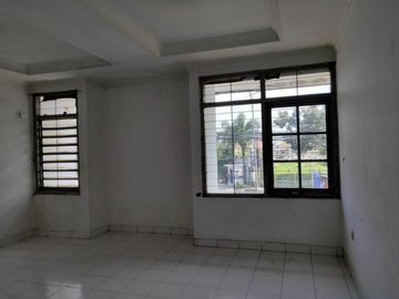sewa ruko murah pusat kota sudirman bandung dekat tol