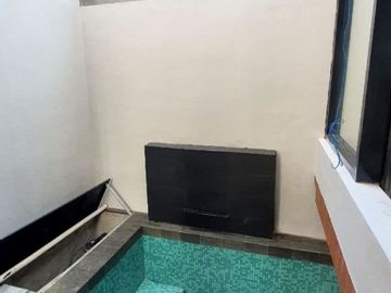 Rumah Minimalis Kontemporer Ada KOLAM RENANG MINI Di Antapani Kidul Bandung