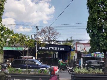 DIJUAL TANAH ATAU RUANG USAHA LOKASI PREMIUM JALAN GEJAYAN / AFFANDI